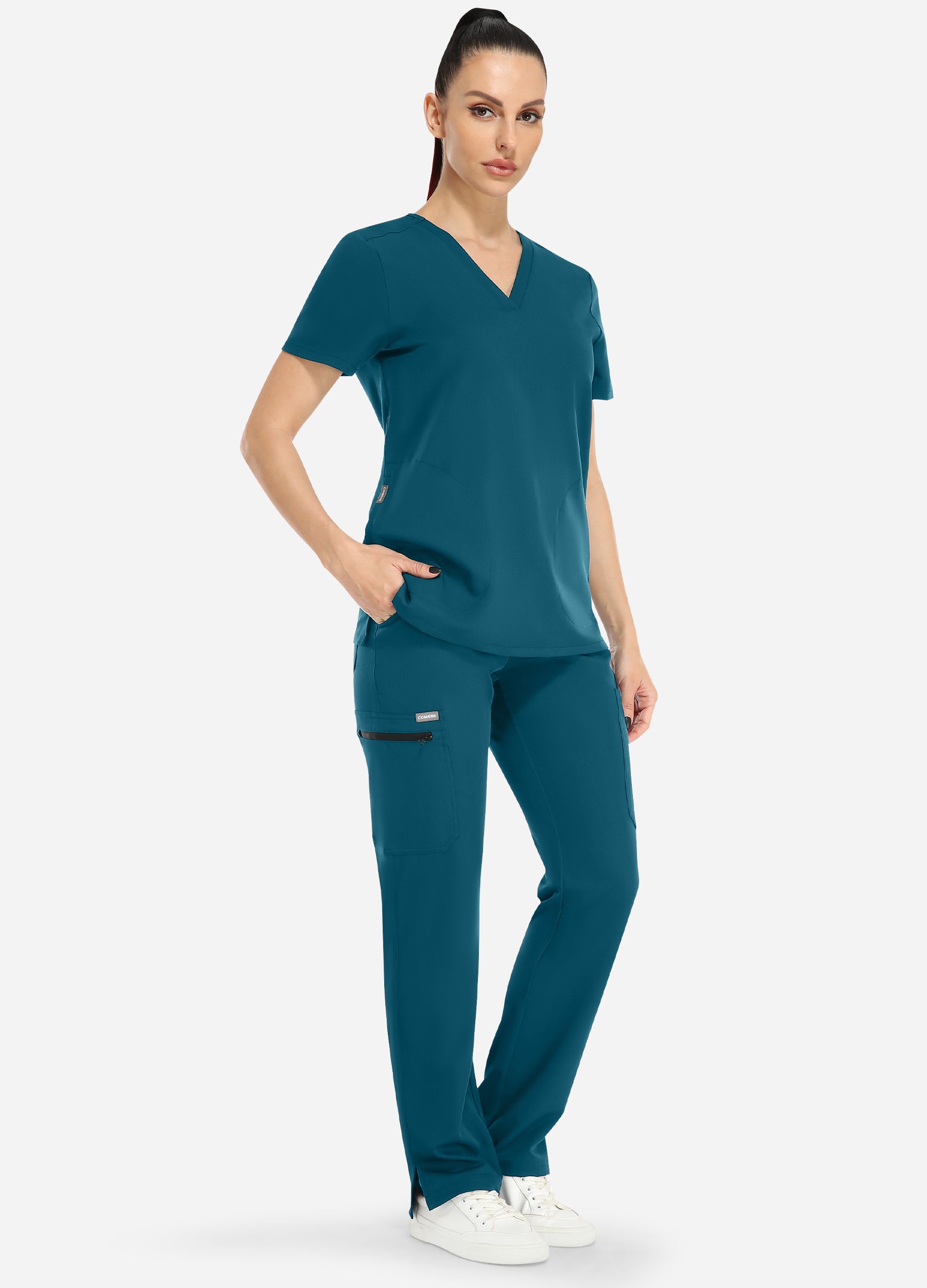 Haut d'uniforme médical basique à 2 poches et encolure en V pour femme