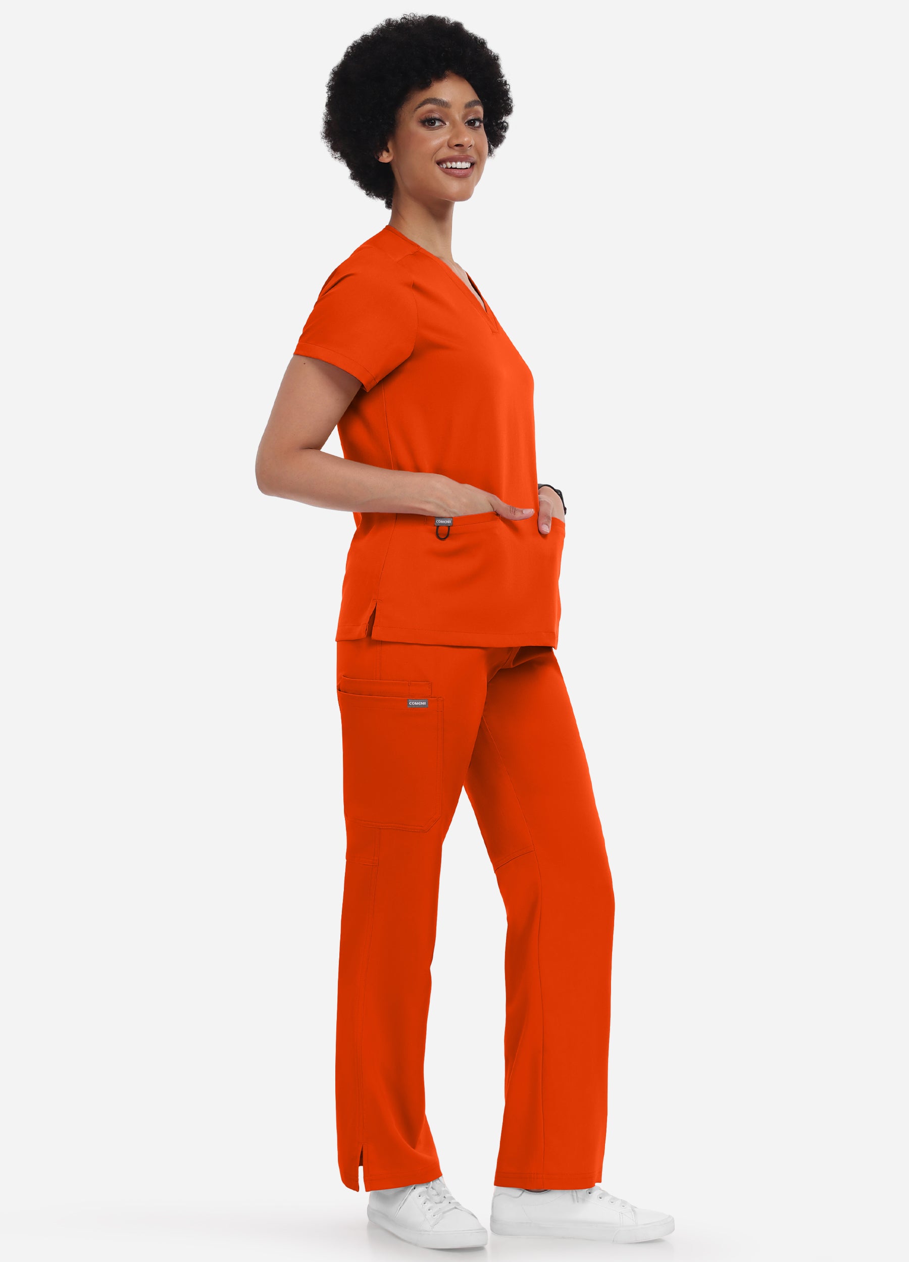 StyleFlex™ 7-Pocket Essential Scrub Set