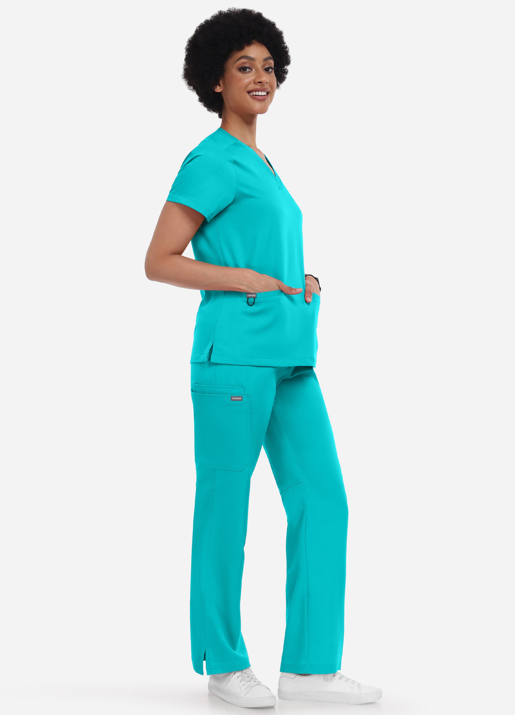 StyleFlex™ 7-Pocket Essential Scrub Set