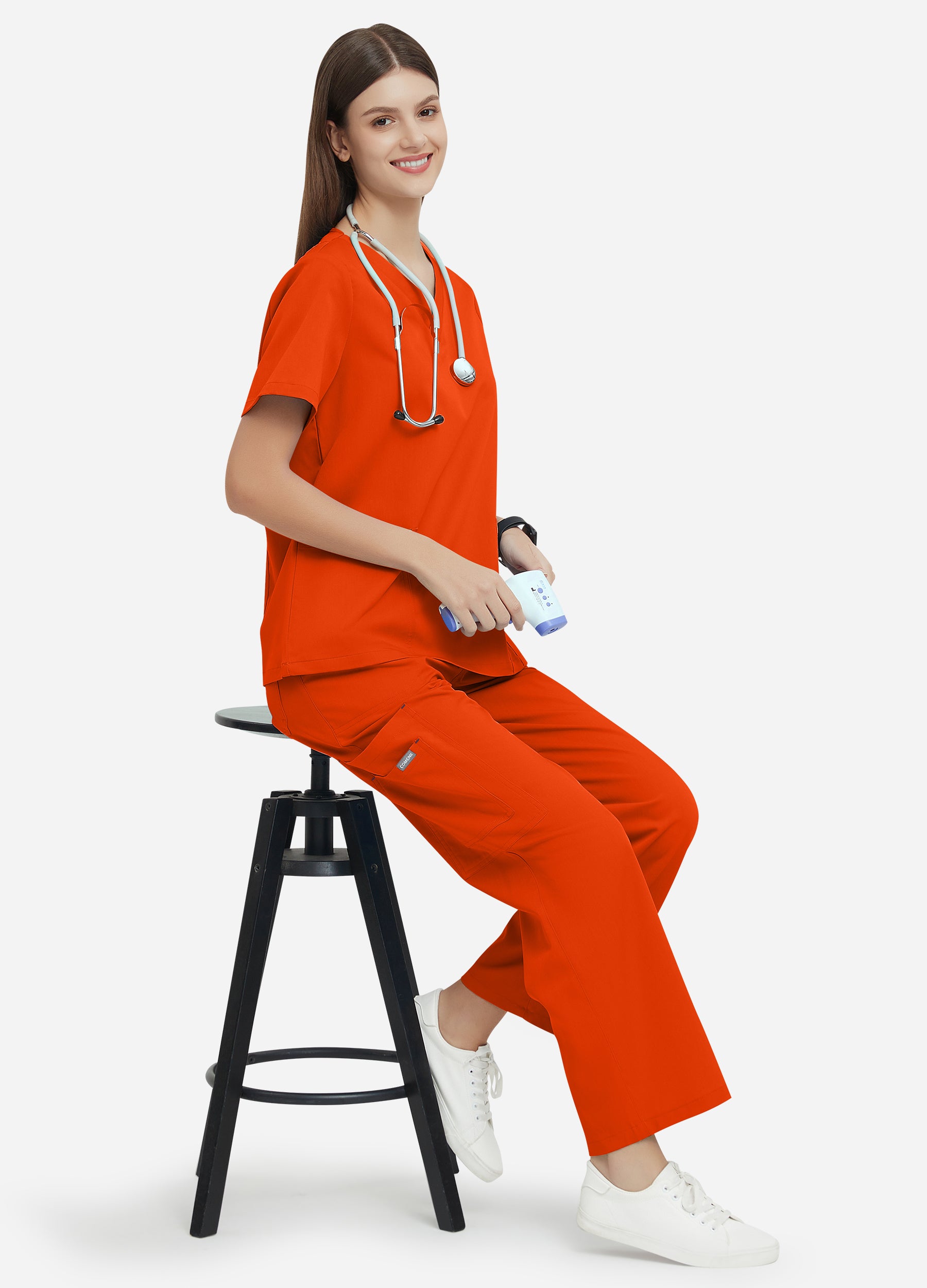 StyleFlex™ 10-Pocket Essential Scrub Set