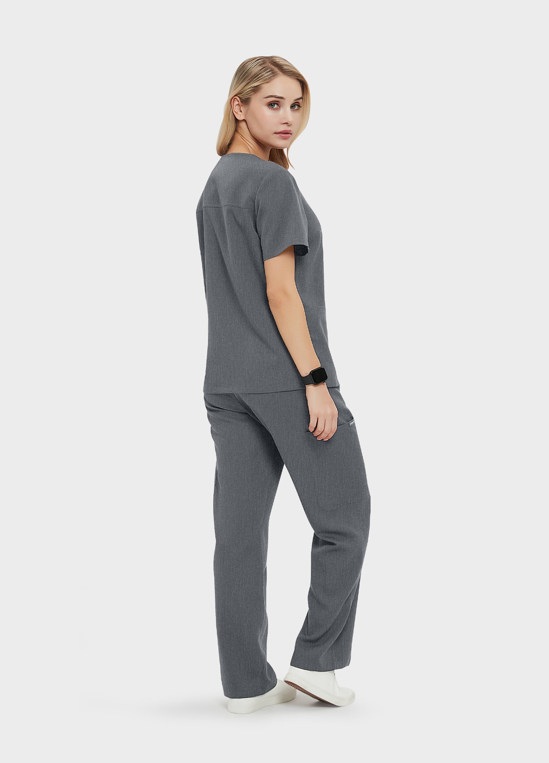 DynaComfort™ 7-Pocket Fashion Scrub Set