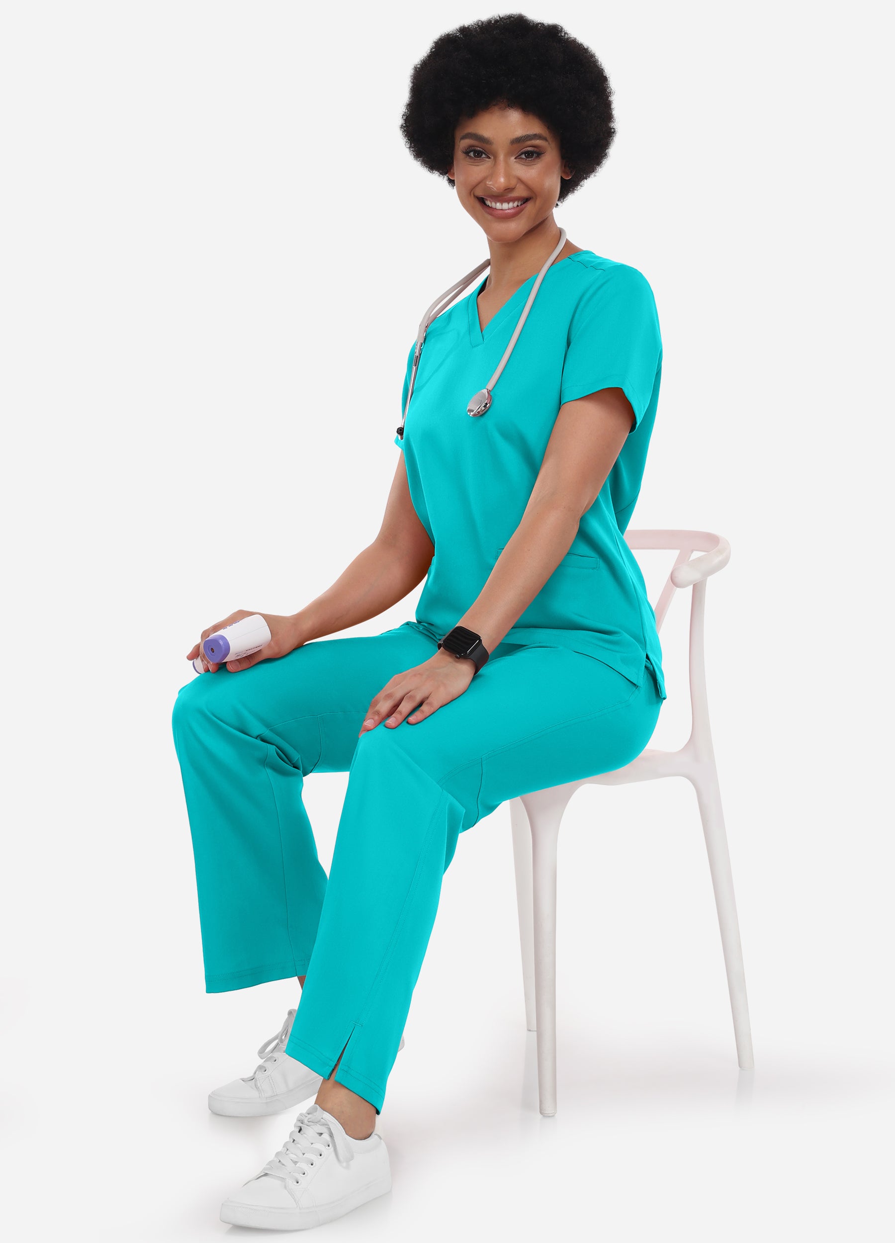 StyleFlex™ 7-Pocket Essential Scrub Set