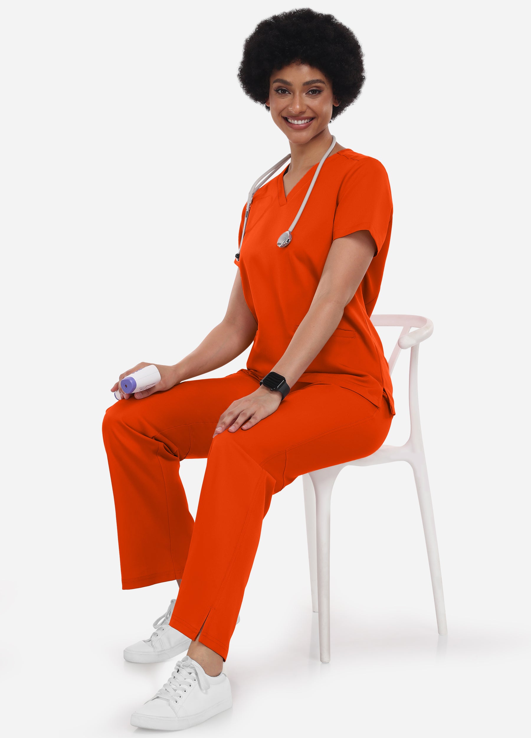 StyleFlex™ 7-Pocket Essential Scrub Set