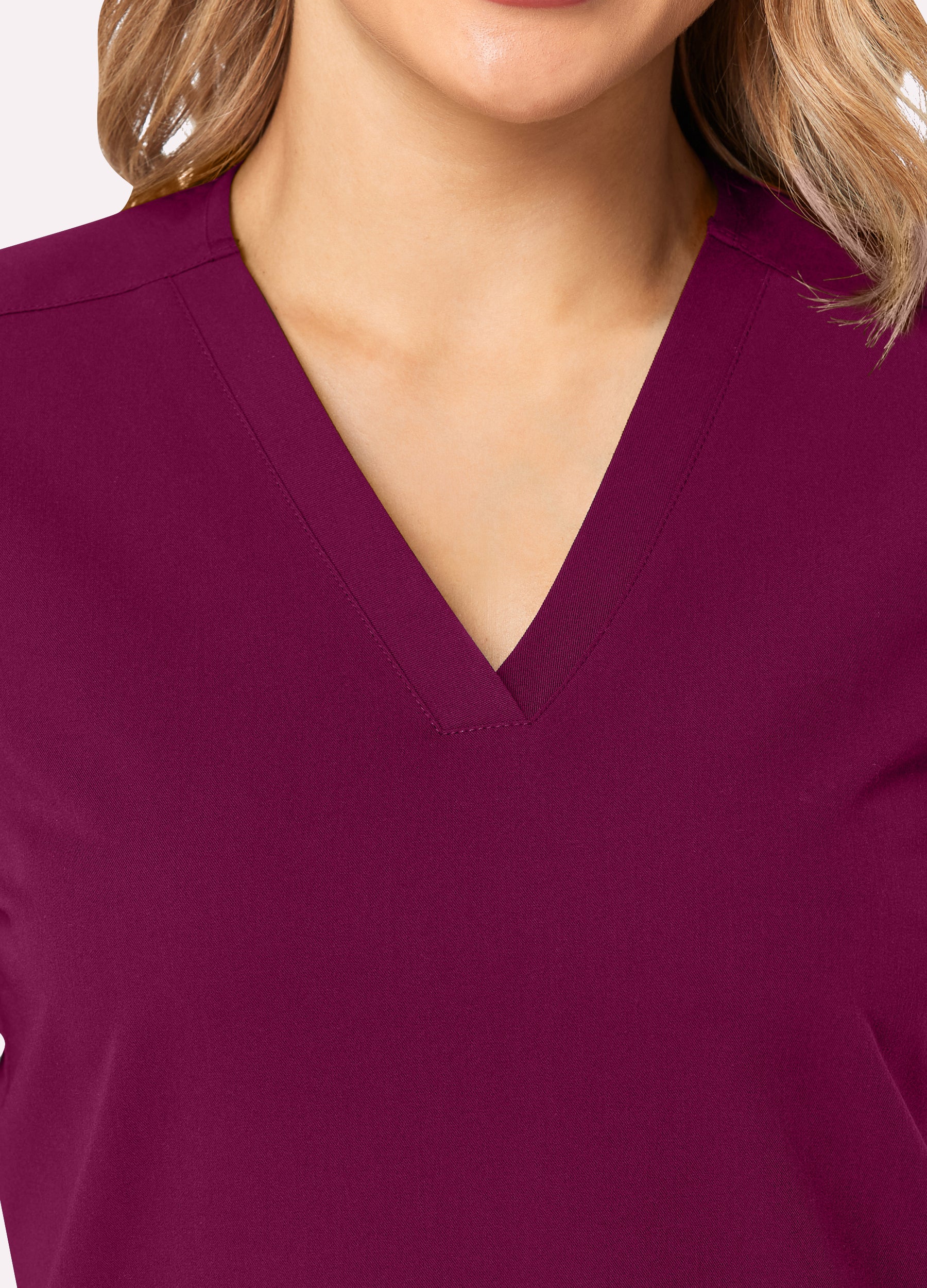 SoftTouch™ 3 Pockets Scrub Top