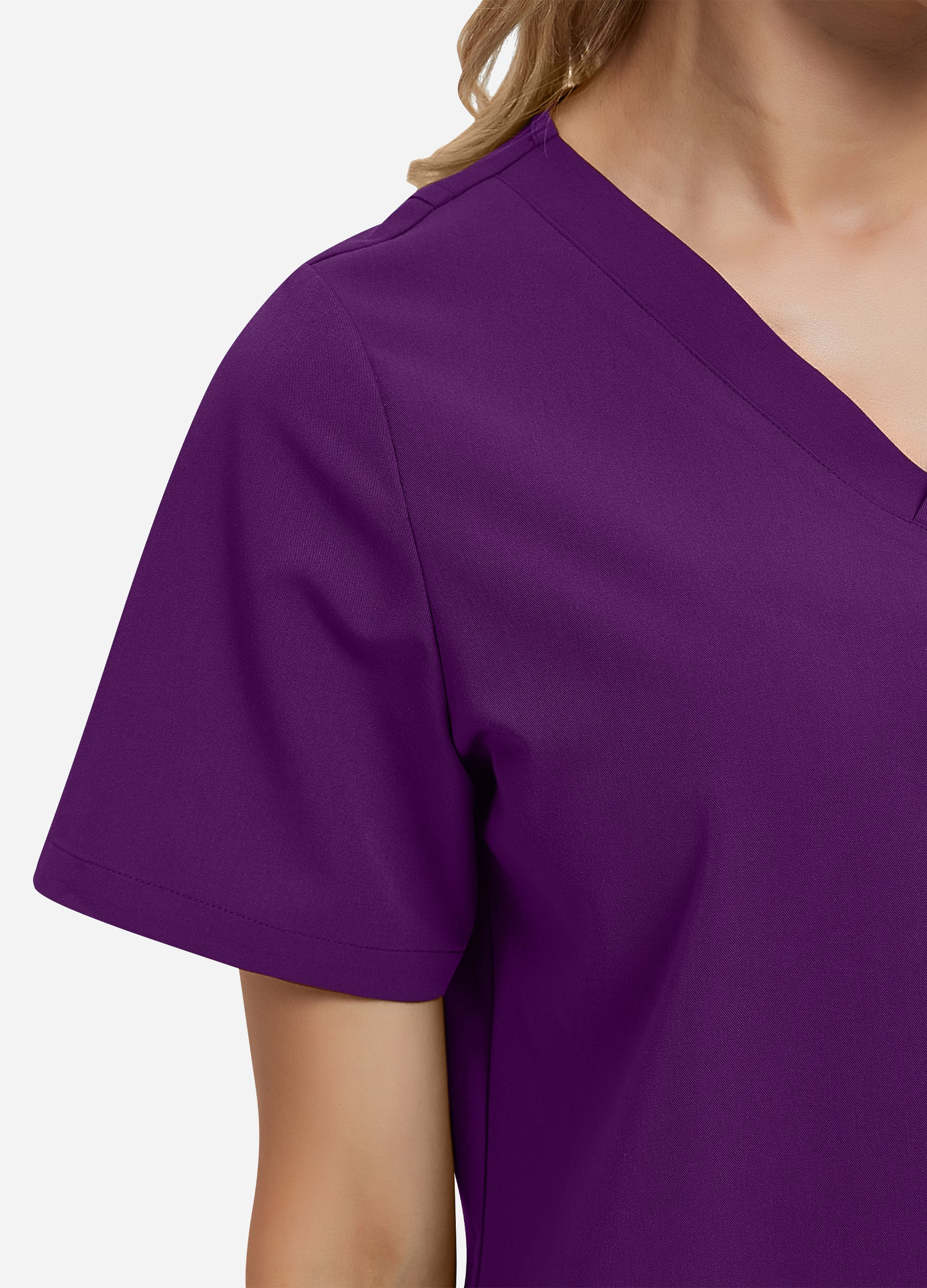 Formschönes Scrub-Top mit 4 Taschen und V-Ausschnitt für Damen