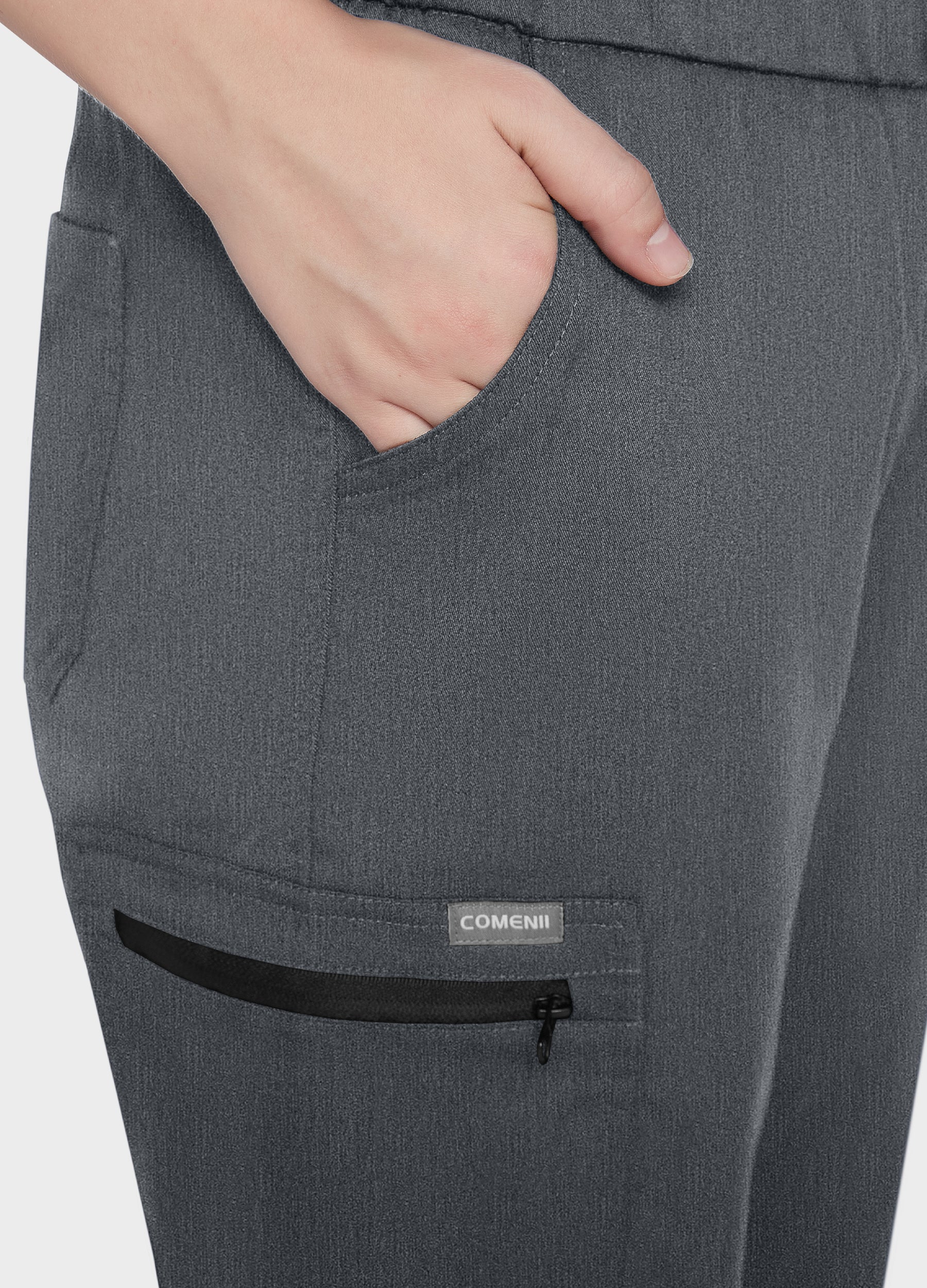 Pantaloni scrub affusolati a 8 tasche da donna