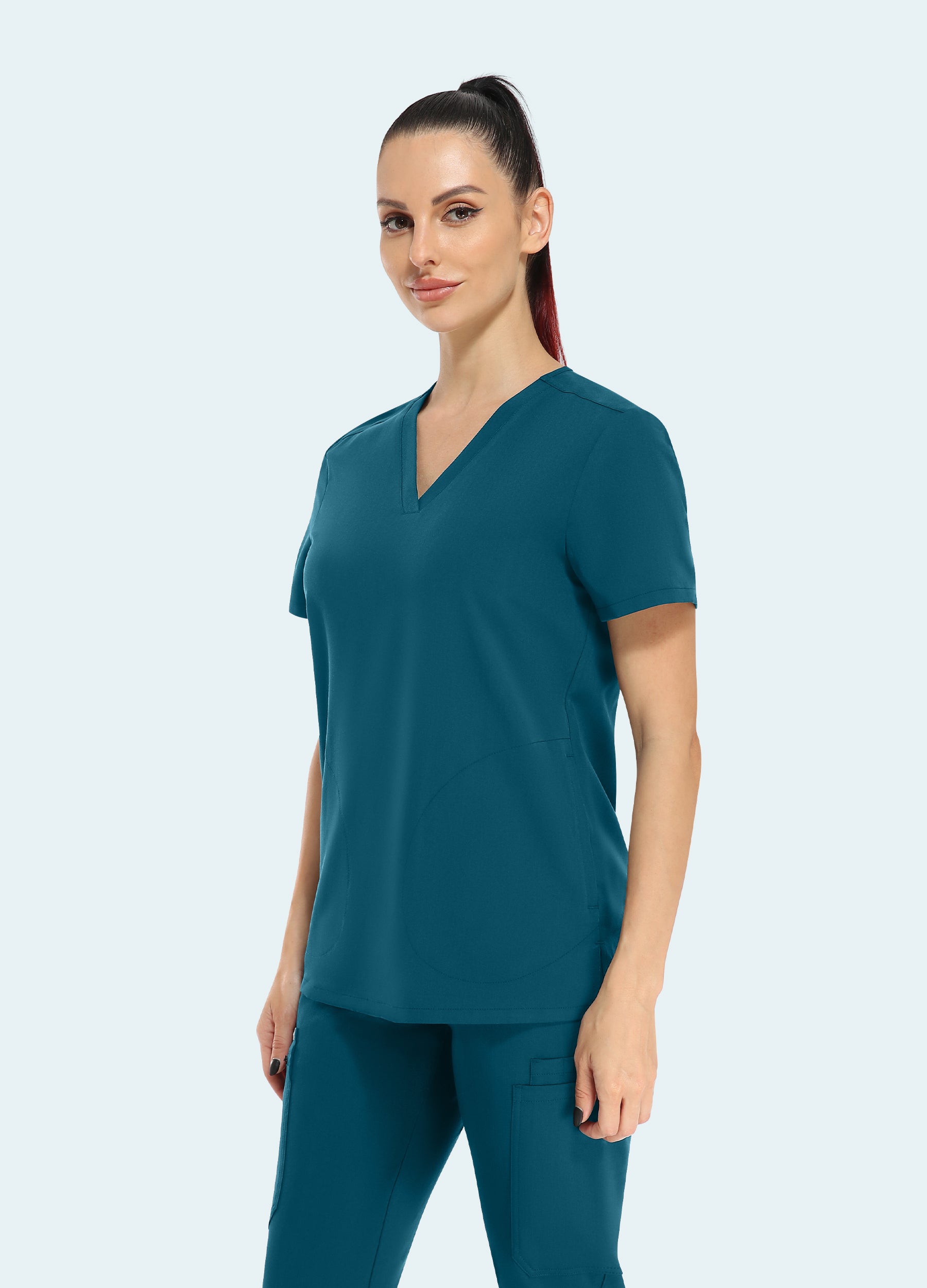 Top scrub basic da donna con 2 tasche e scollo a V