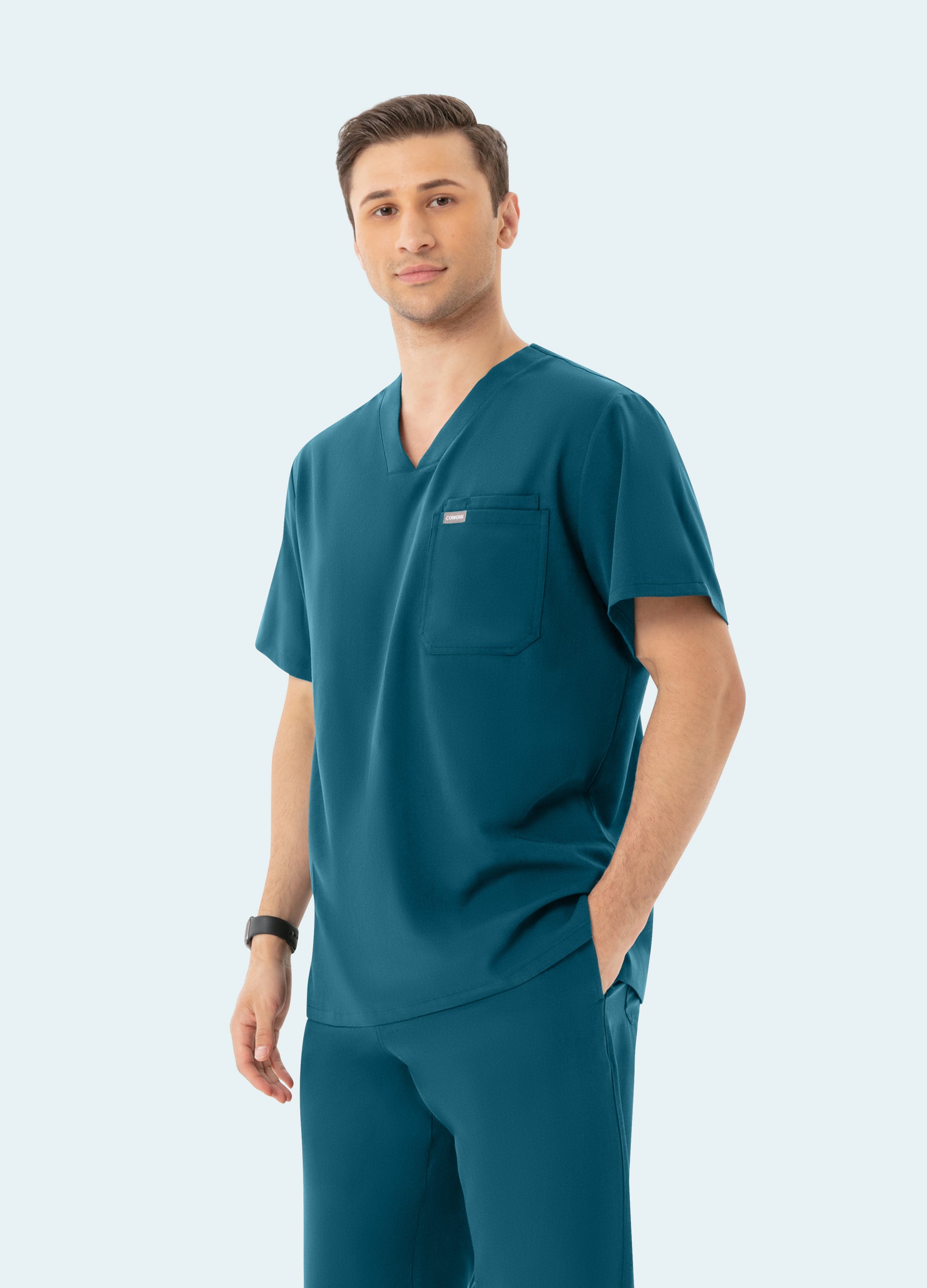 DynaComfort™ Essential Scrub Top