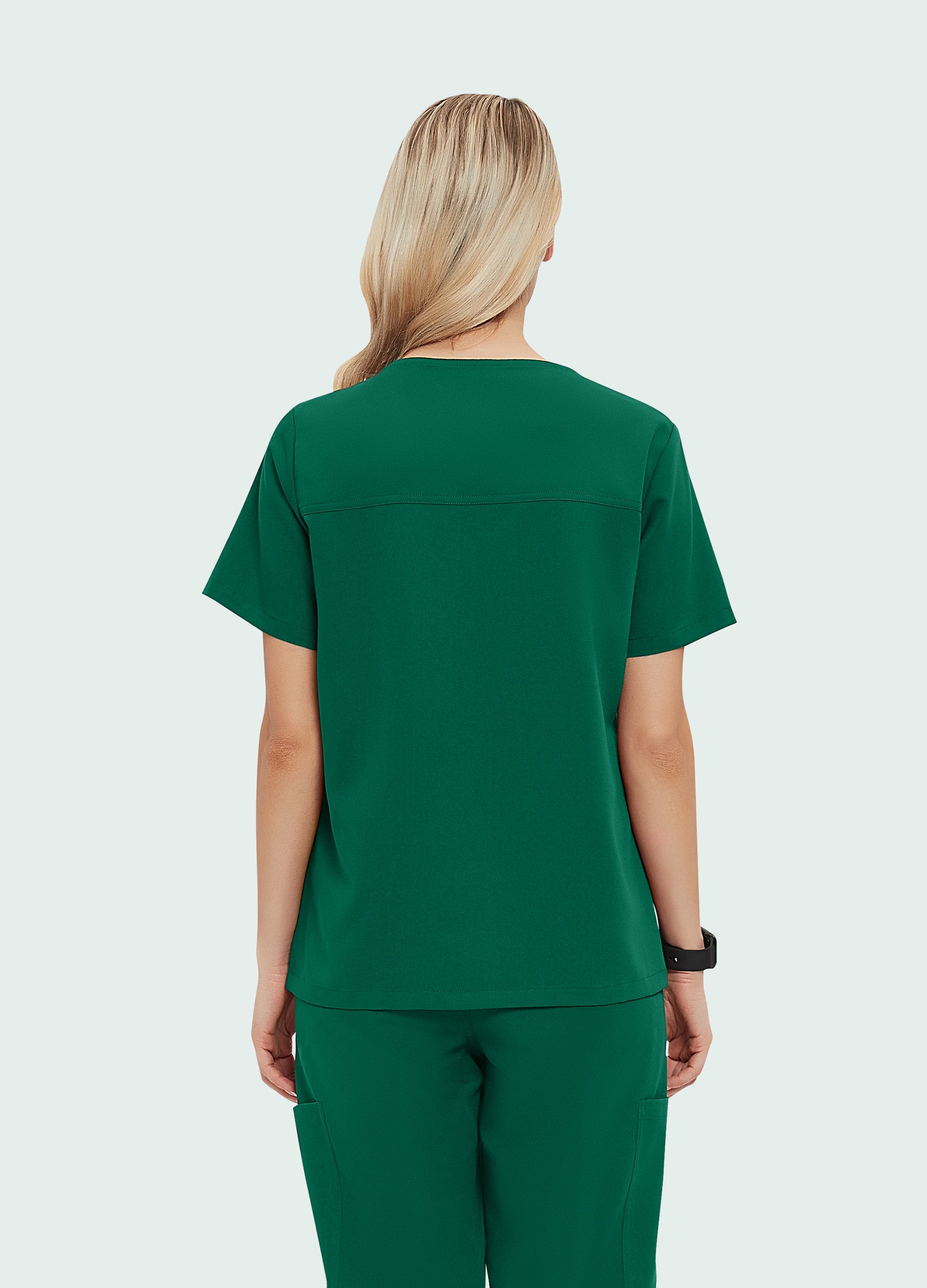 DynaComfort™ Zipper Scrub Top