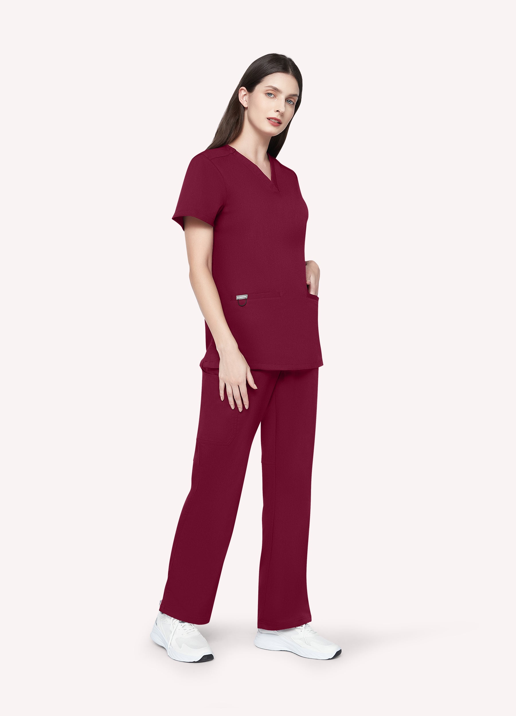 StyleFlex™ 7-Pocket Essential Scrub Set