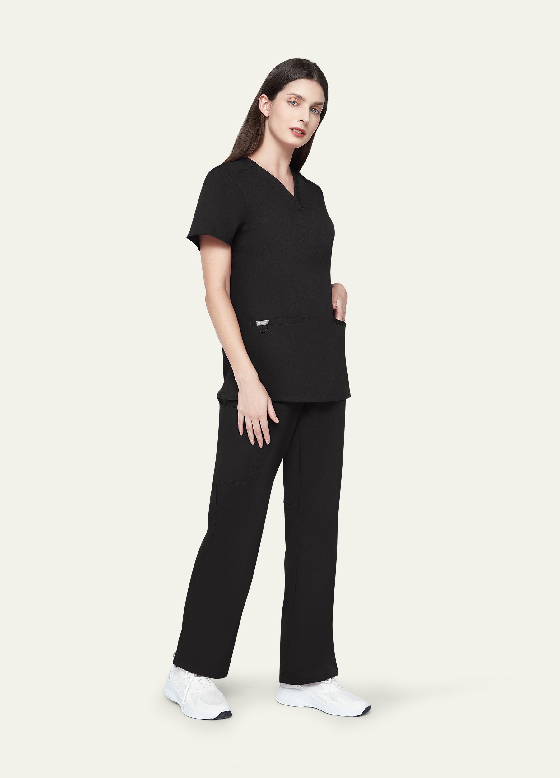 StyleFlex™ 7-Pocket Essential Scrub Set