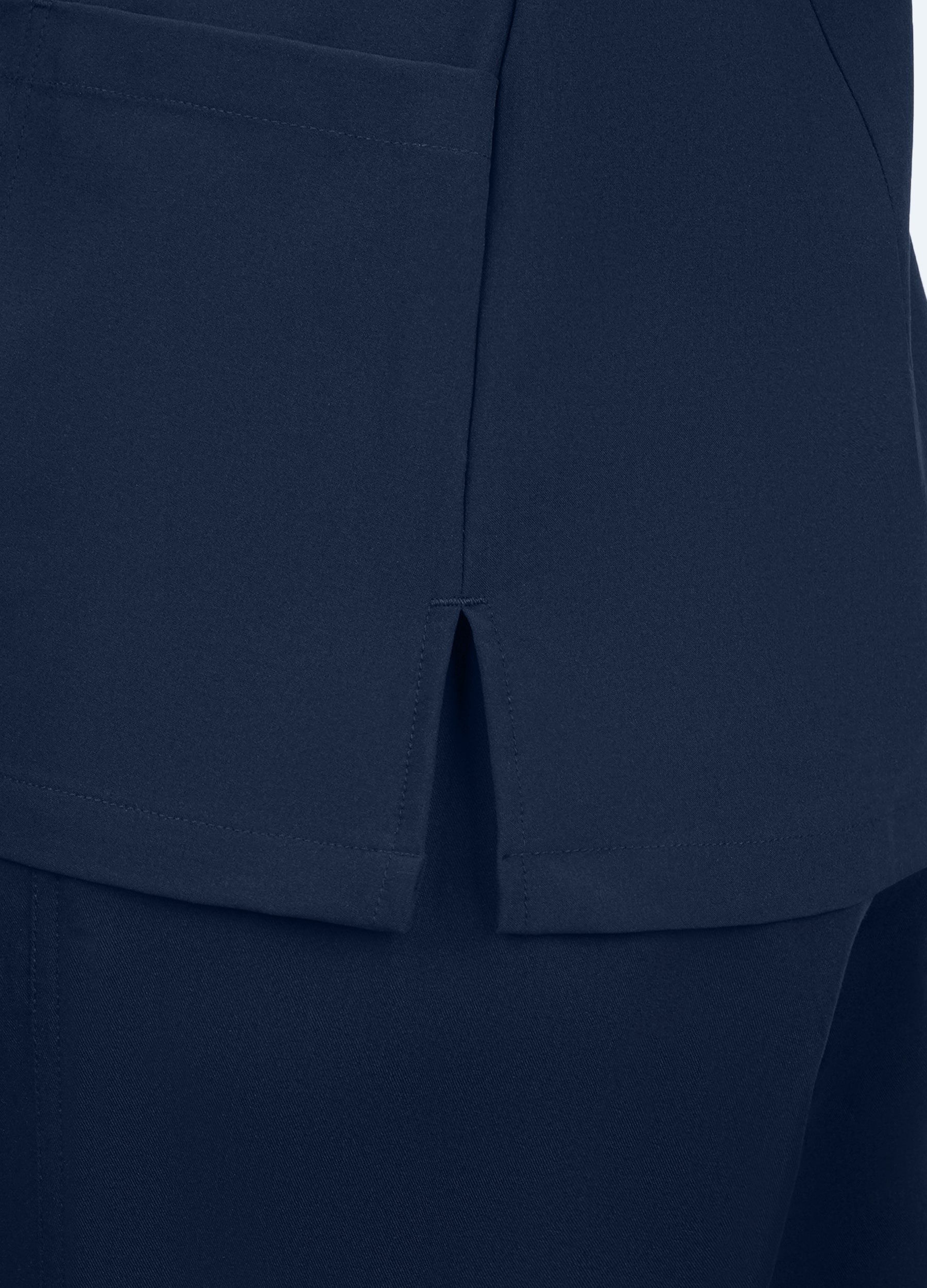 StyleFlex™ Slim Scrub Top
