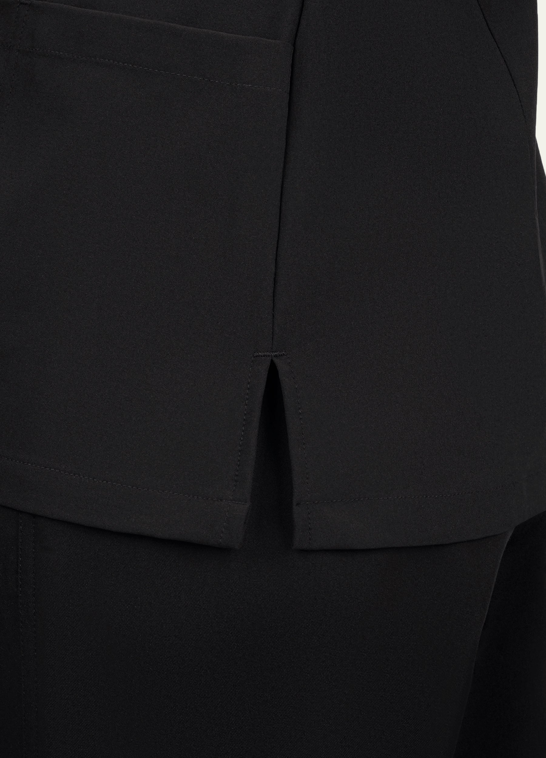 StyleFlex™ Slim Scrub Top